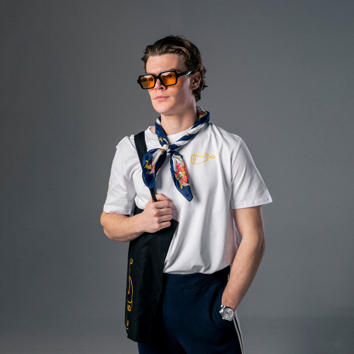 Valge Limpa official T-särk